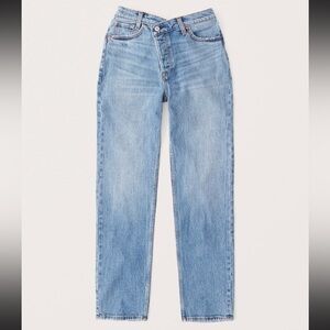 Abercrombie Curve Love 90s Slim Straight Ultra High Rise
